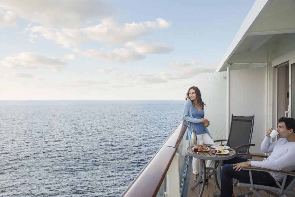 Veranda, couple, ocean, balcony, breakfast, stateroom, view, sky, moment, romance, Hispanic